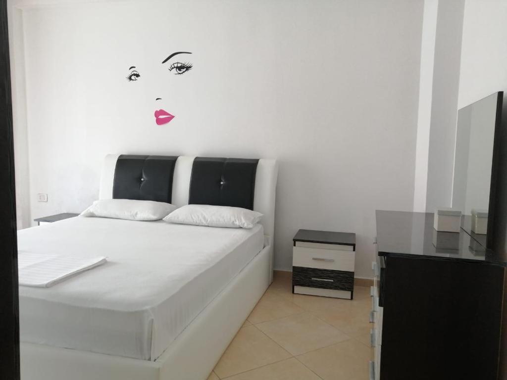 Bilal Golemi Sea View Apartment Sarande Exterior photo